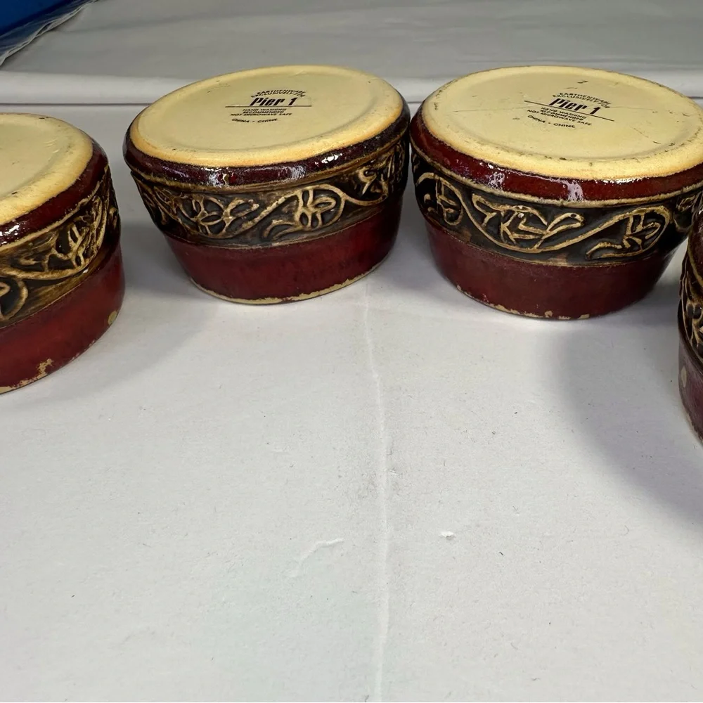 Pier 1 Celtic design tea/espresso/Yunomi cups